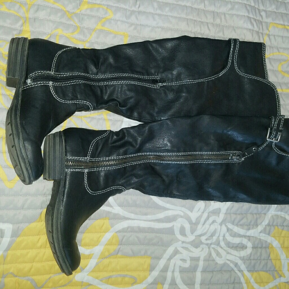 American rag boots size 6.5